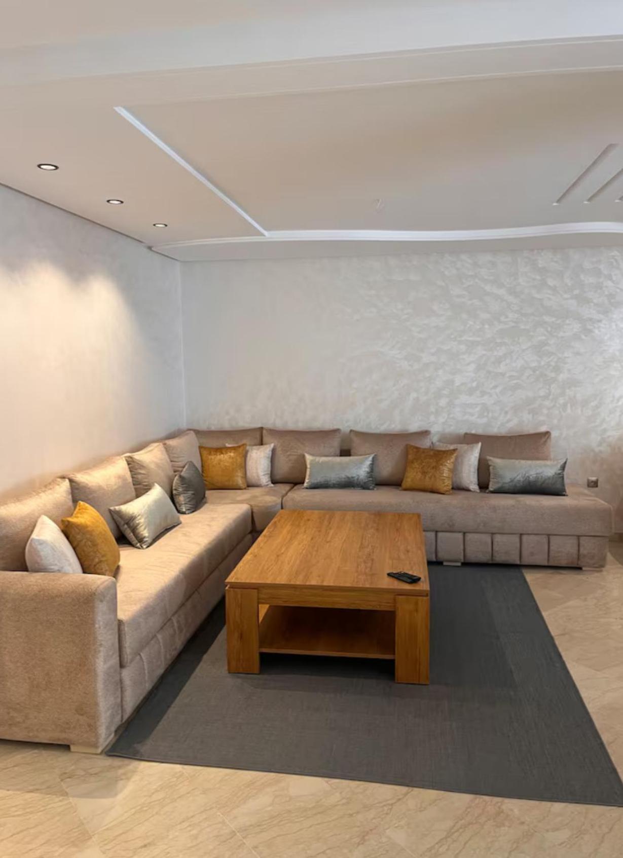 Triple Luxe Apartment *